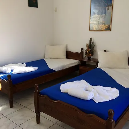 Charoula Apartamento *